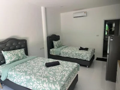 Large Twin Room — Koh Tao Townhouse